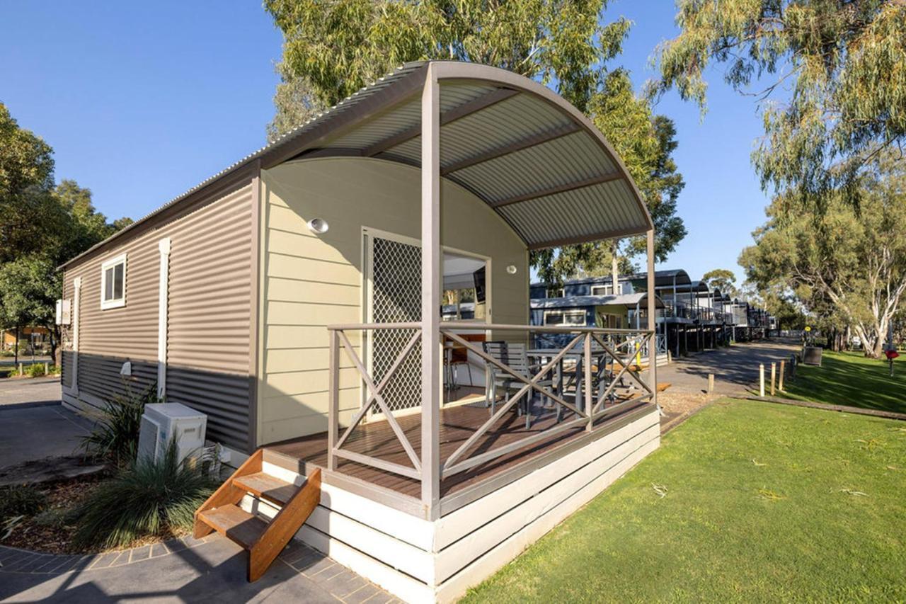 Big4 Deniliquin Holiday Park Szoba fotó